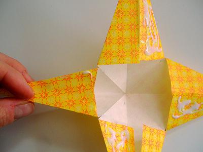 Новогодняя звезда оригами восьмиконечная